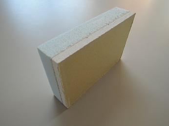 スタイロフォームと石膏ボードの複合板：表側：注文住宅の設計｜大阪の建築家・設計事務所