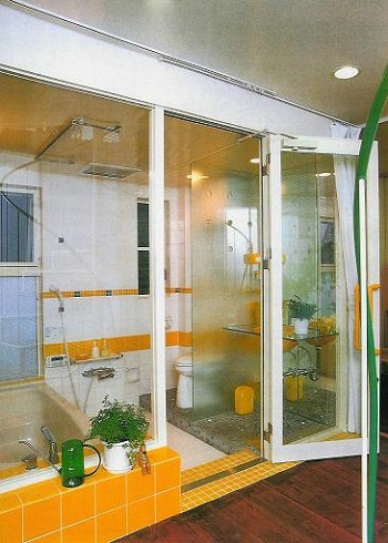 玄関ホールの空間を取り込んだ狭小住宅の洗面・浴室