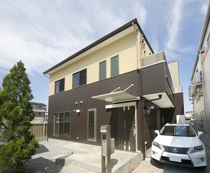 地震に強い家（制震住宅＋耐震住宅）：外張り断熱工法・太陽光発電の家