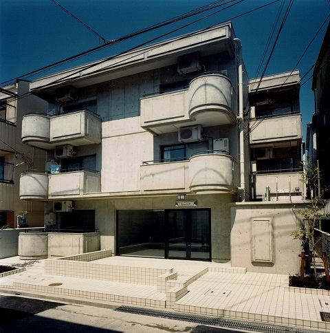 鉄筋コンクリート打ち放しのマンション：デザイナーズワンルームマンションＨ：注文住宅の設計｜大阪
