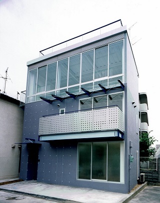 鉄骨構造の小さな住宅（狭小住宅）｜大阪の建築家・設計事務所：注文住宅設計