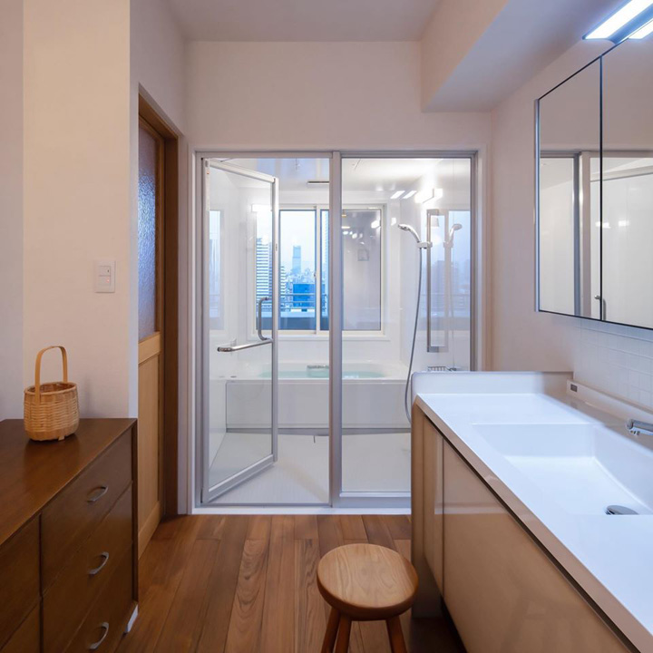 眺望・換気抜群の浴室をマンションで実現｜タワーマンションのリノベーション