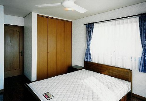 寝室｜大阪の建築家・設計事務所：注文住宅の設計