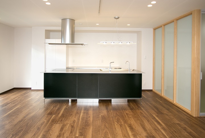 キッチンは、LDKのシンボル｜大阪の設計事務所・建築家：注文住宅の設計