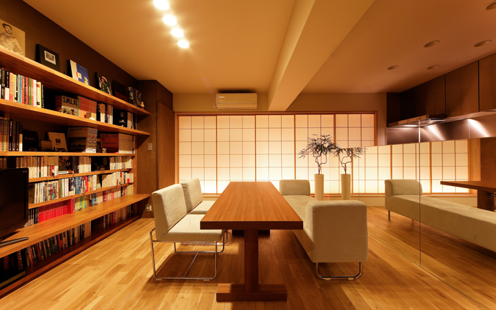 光と影を活かしたマンションリフォーム：注文住宅の設計｜大阪の建築家・設計事務所